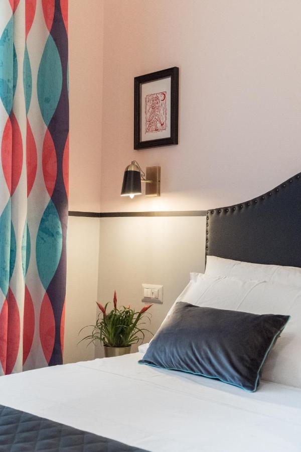 Contus Retro Guest House 卡利亚里 外观 照片